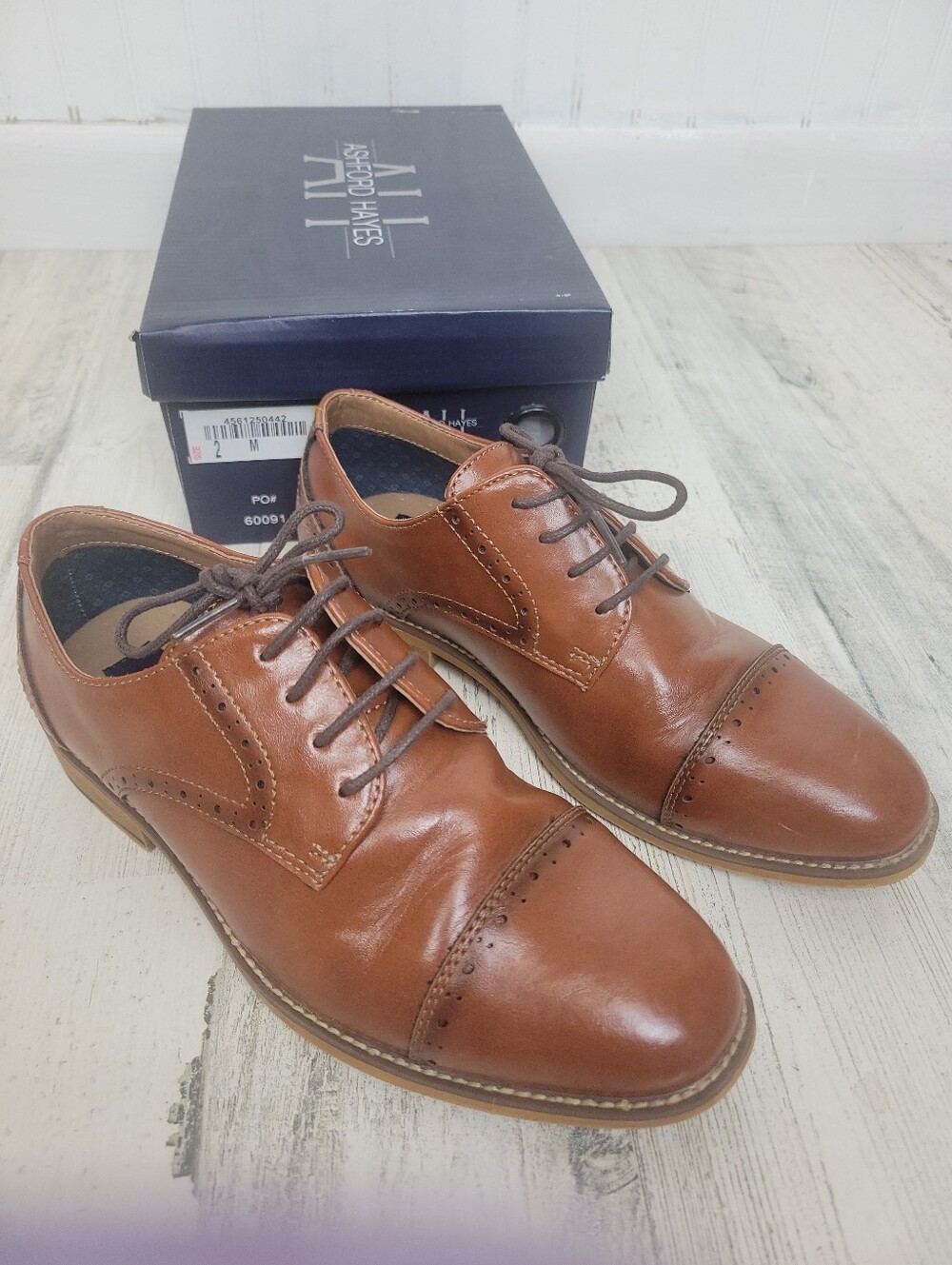 Ashford Hayes Boy's Tan Leather Cap-Toe Oxford Dress Shoes Size 4